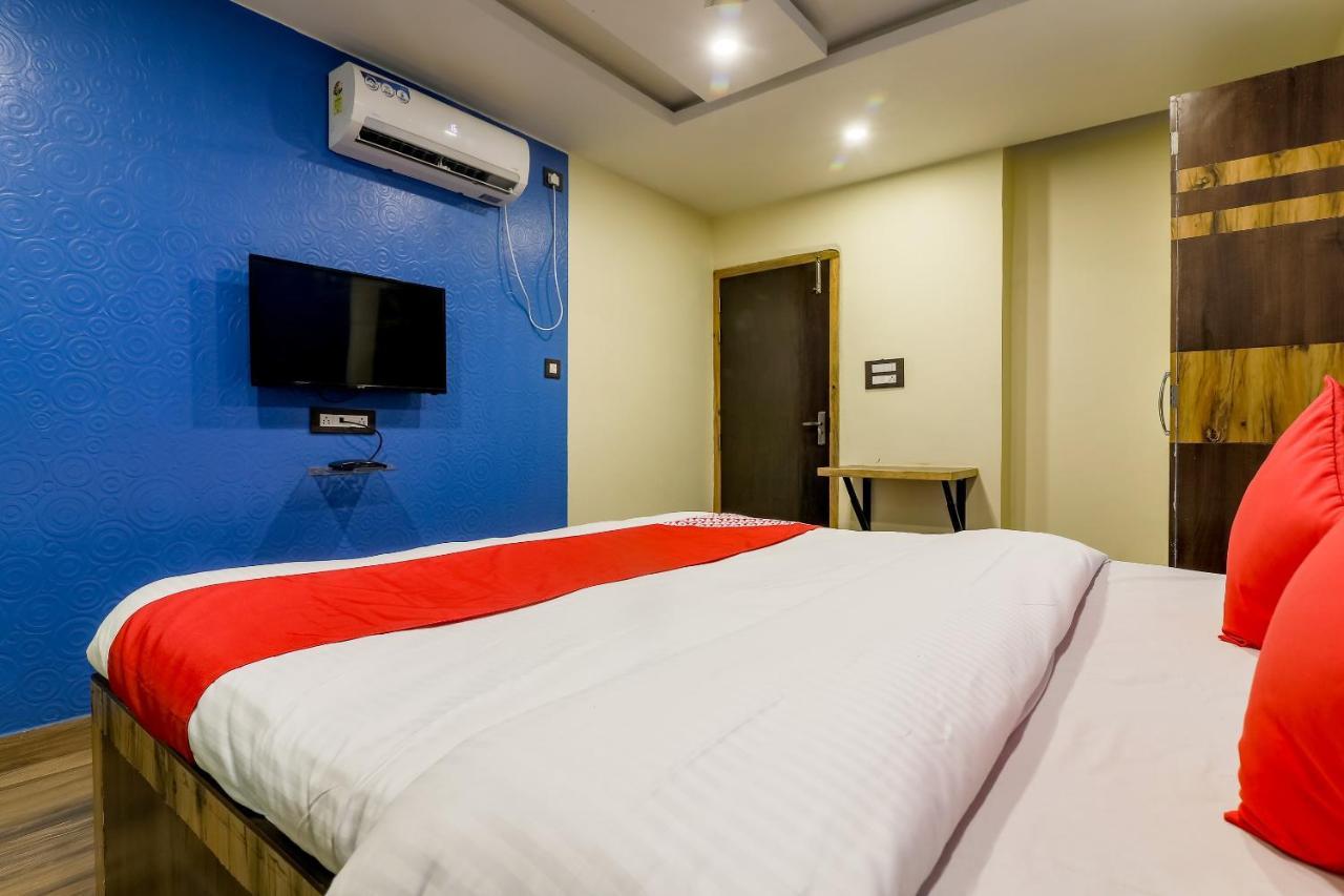 Hotel Oyo 36201 Sangam Grand Guwahati Exterior foto
